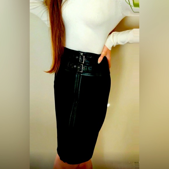 MACKAGE black skirt with genuine leather detail size 2